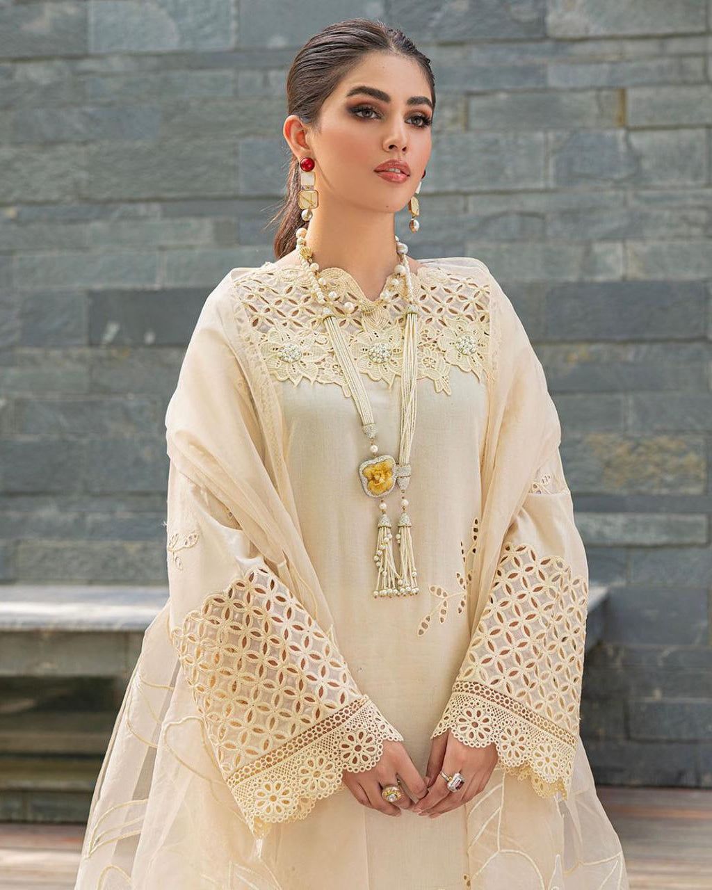 Mushq Chikankari Embroidered Lawn 3 Piece Unstitched