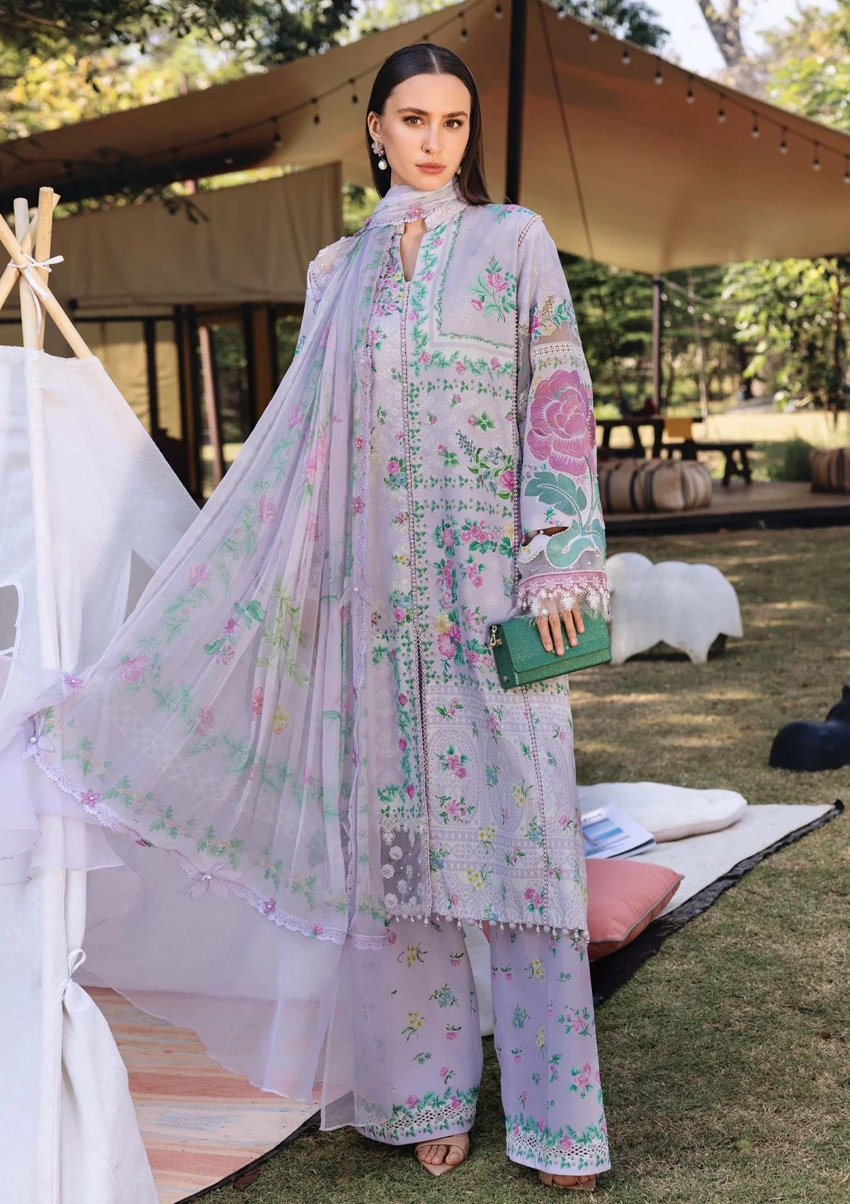 Maria B Luxury Lawn Embroidered 3 piece Unstitched / Stitched