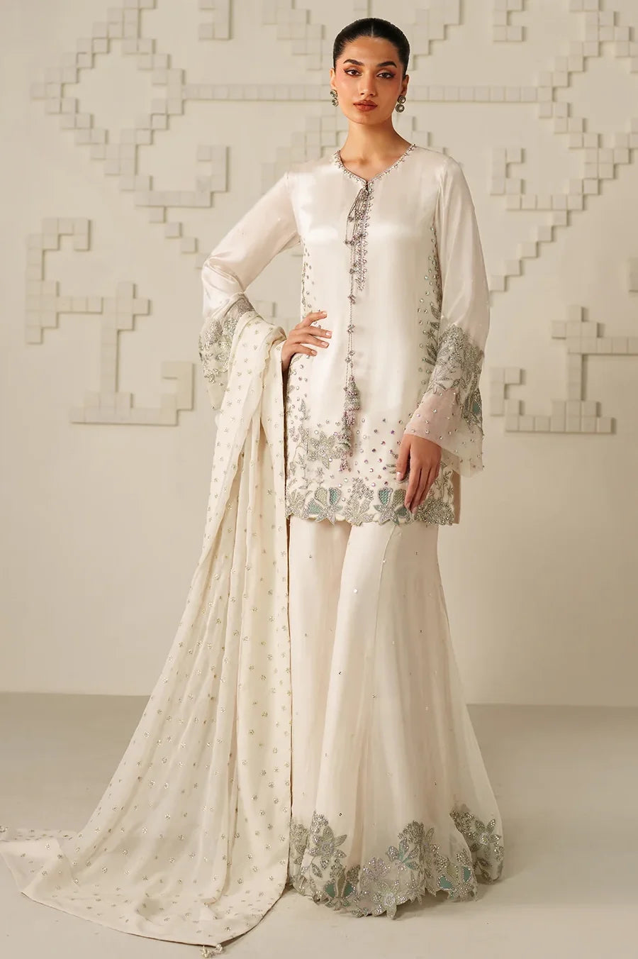 Iznik Chiffon Formal Collection Embroidered 3piece Unstitched / Stitched