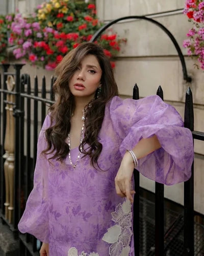 Saira Shakira luxery Lawa Silk Digital Printed Shirt collection 3 piece Unstitched / Stitched