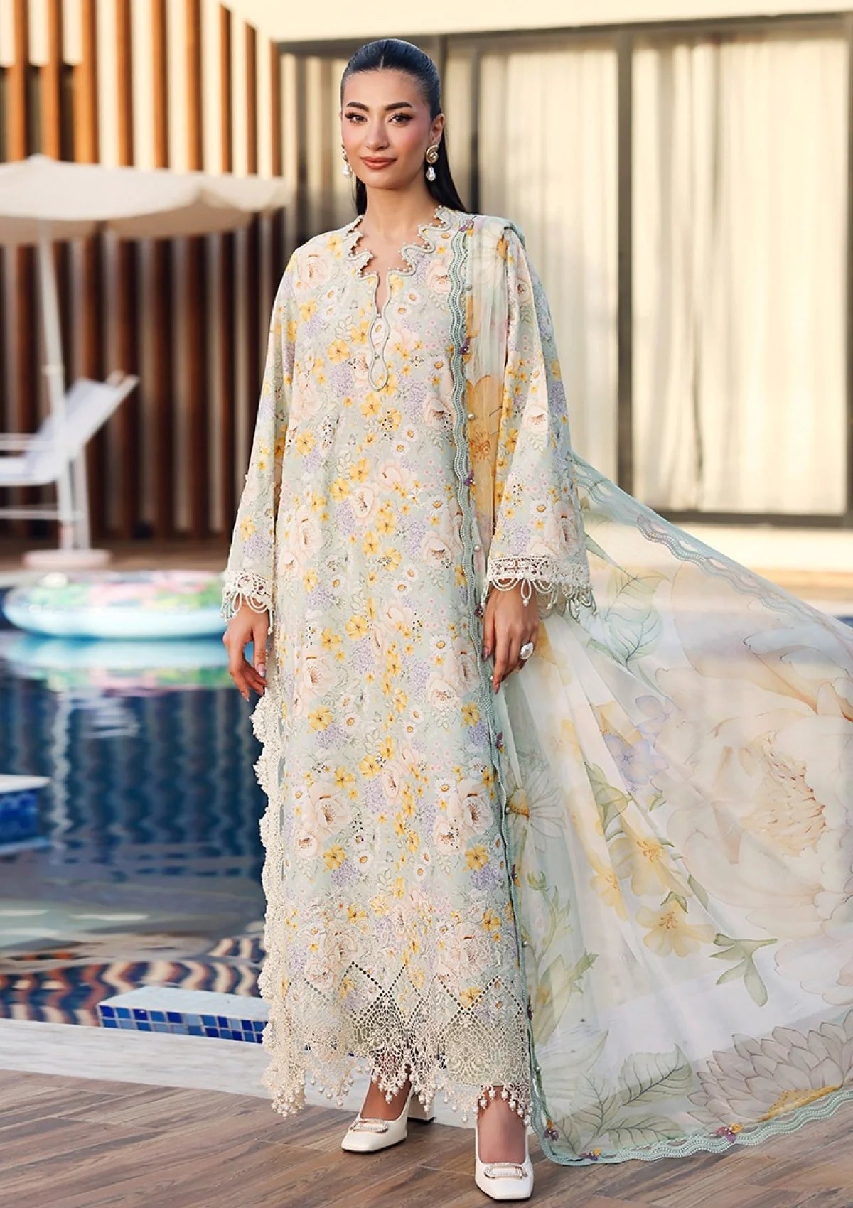 Maria B Luxury Lawn Embroidered 3 piece Unstitched / Stitched