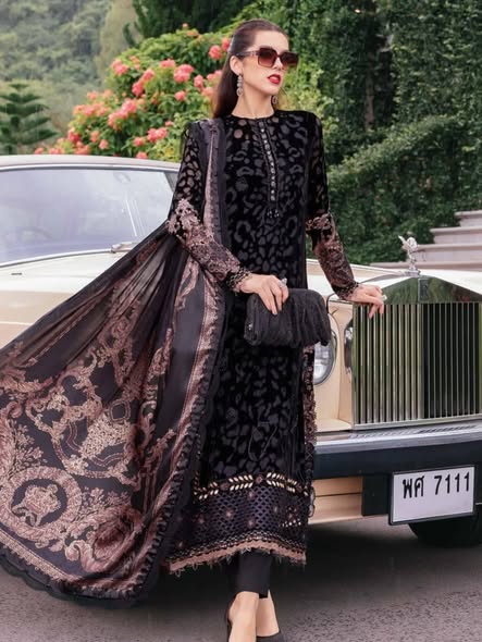 Maria B Luxury Lawn Embroidered 3 piece Unstitched / Stitched