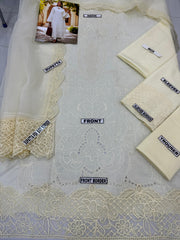Motifz 3pc Chicken Kari Embroidered Luxury Lawn Unstitched / Stitched