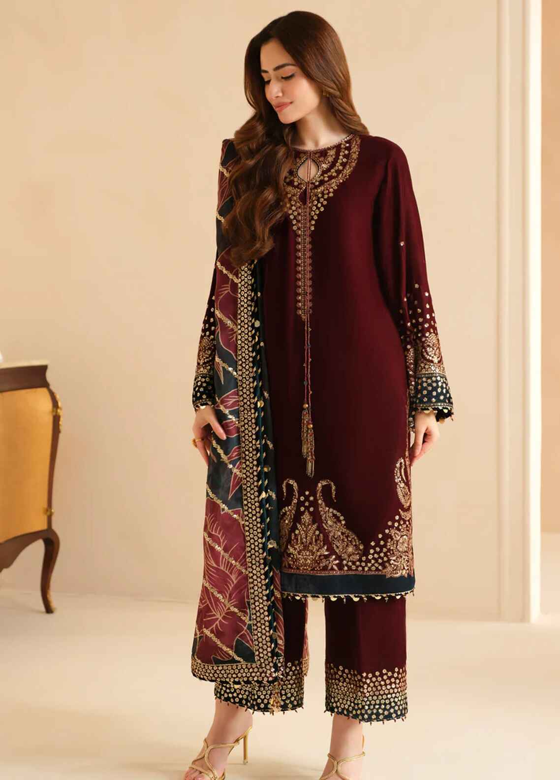 Jazmin Luxury Velvet Dress Embroidered 3 Piece Unstitched - Makhmal Royal Velvet Collection