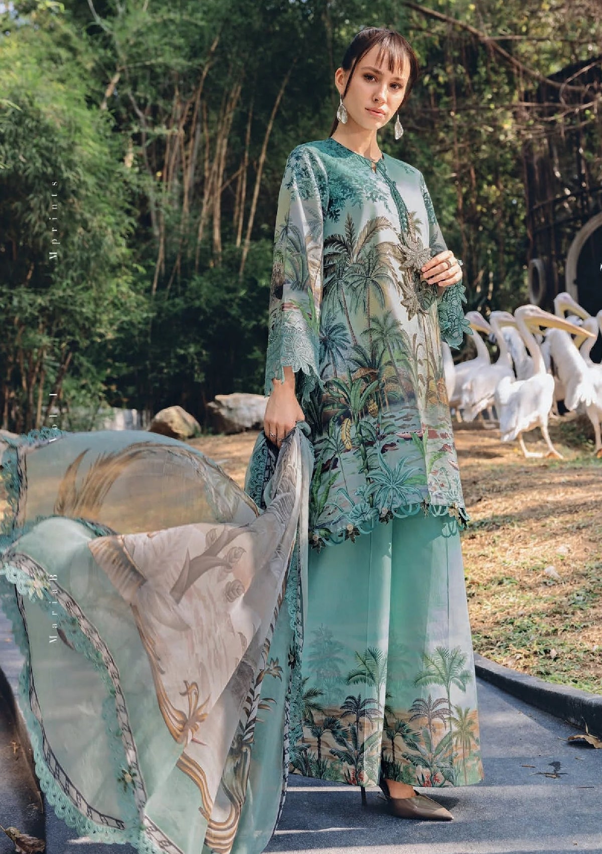 Maria B Luxury Lawn Embroidered 3 piece Unstitched / Stitched
