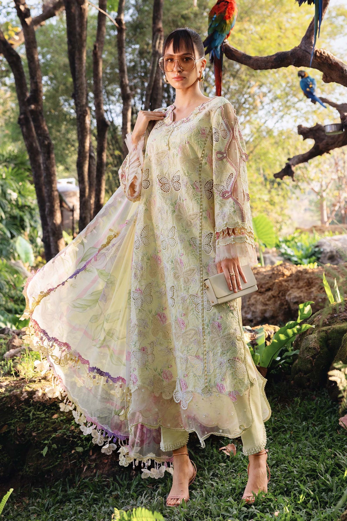 Maria B Luxury Lawn Embroidered 3 piece Unstitched