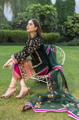 Zainab Chottani Green Embroidered Velvet 3 Piece unstitched