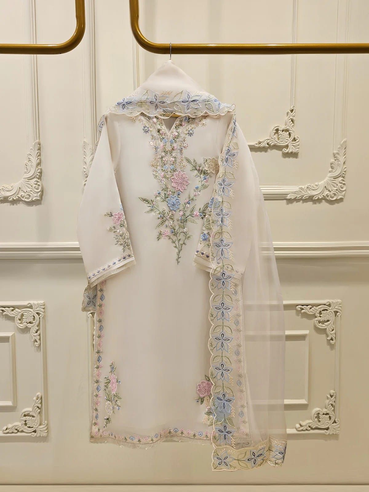 Agha Noor organza Embroidered Formal Collection 3 Piece Unstitch