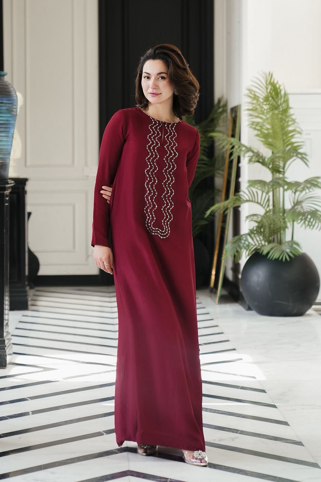hania amir red dress Hania Amir Red Pakistani Bridal Wear 810