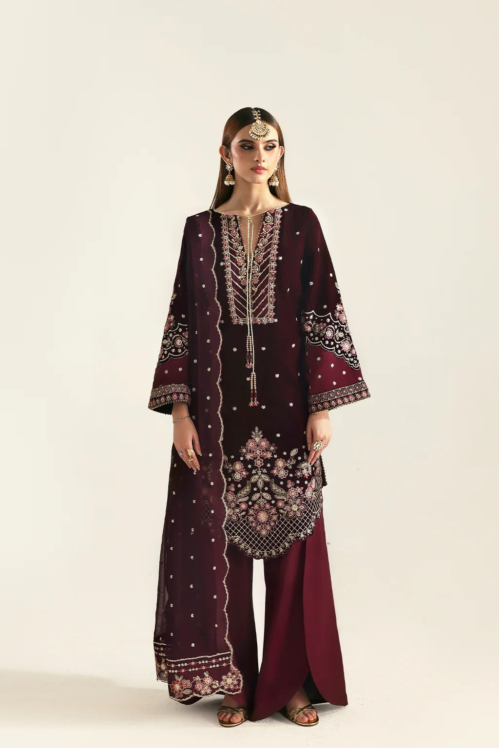 Emaan Adeel Zarposh Embroidered Velvet 3 Piece Unstitched