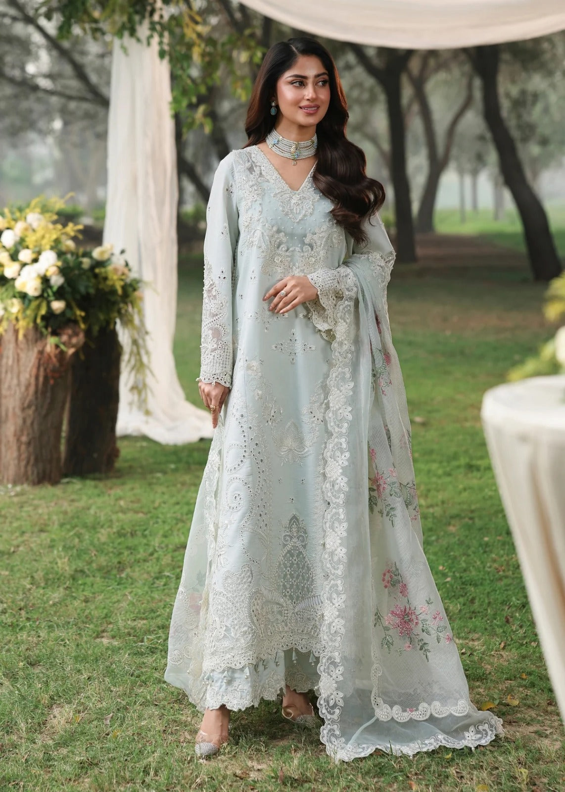 Sadrinia Luxury Lawn Chikan Kari Embroidered 3 Piece Unstitched / Stitched