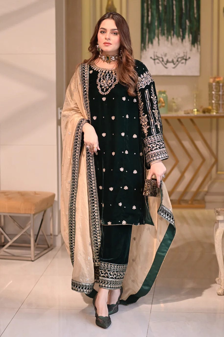 Aneela's Luxury Velvet Embroidered Collection 3 Piece Unstitched